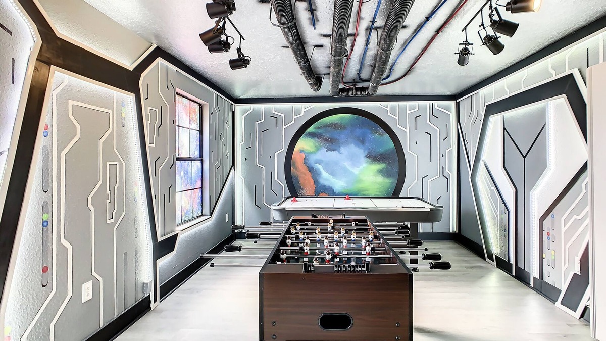 Davenport House | Galactic Getaway - 8BR, Game Room, Pool & Theatre