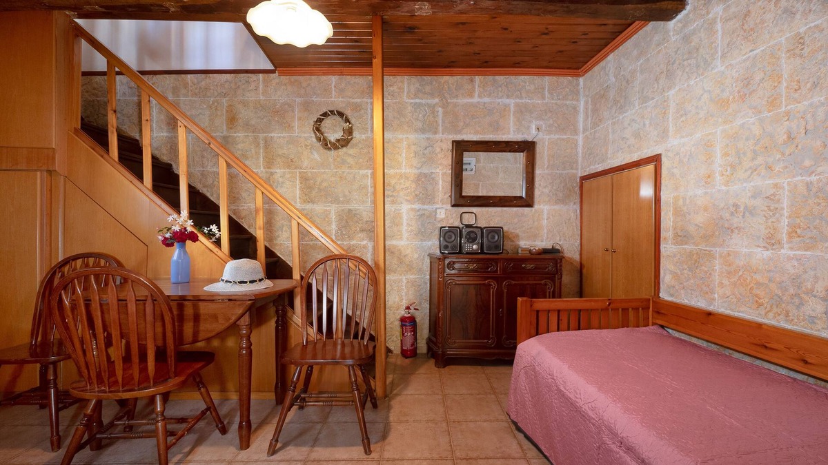 Galatas House | Galatas Maisonette