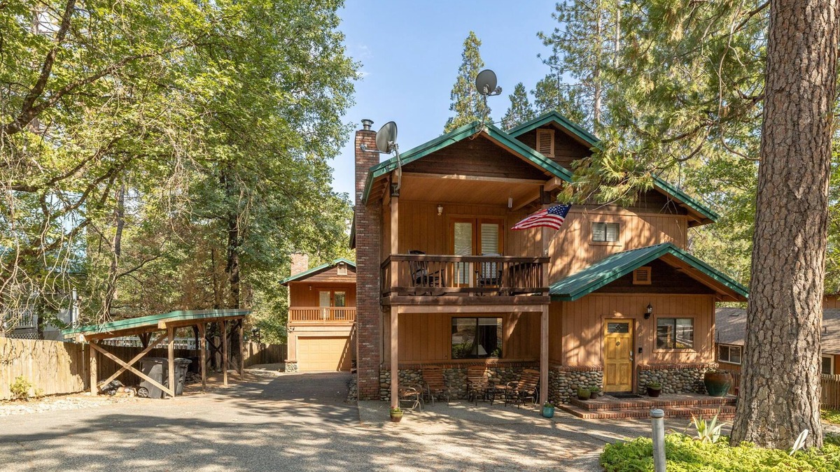 Bass Lake House | Game Room, 5 Bedrooms, Multiple Decks, 350 yards to The Pines Village & Marina