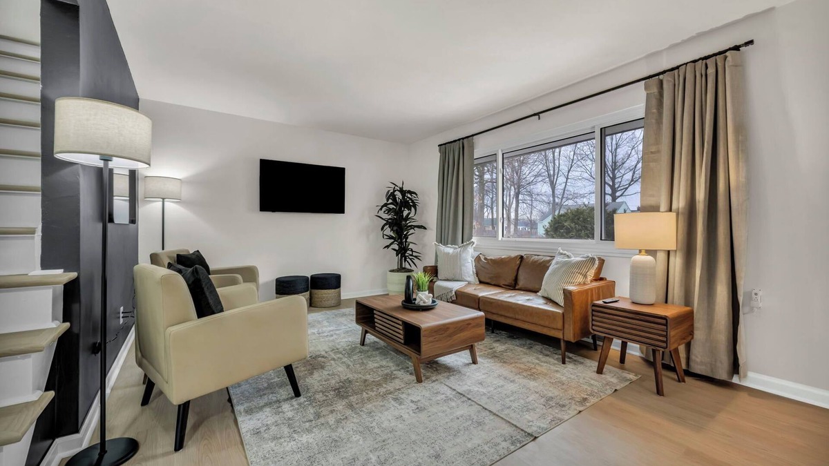 Berea House | Game Room.Bar.Firepit.Renovated & Modern Retreat!