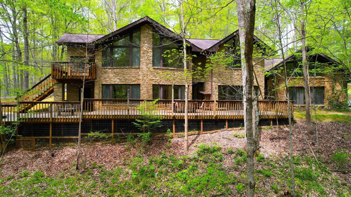 Helmsburg House | Game room, Complete Retreat, Stonehaven