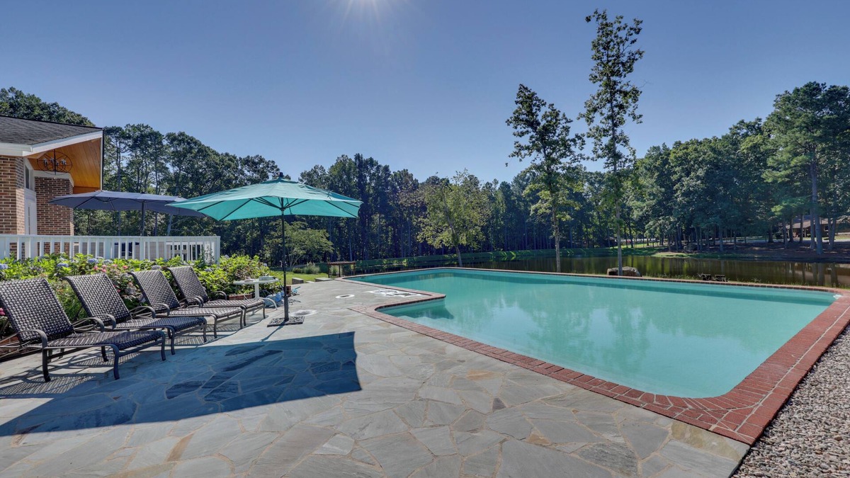 Louisburg House | Game Room & Pool! Luxe Louisburg Farmhouse