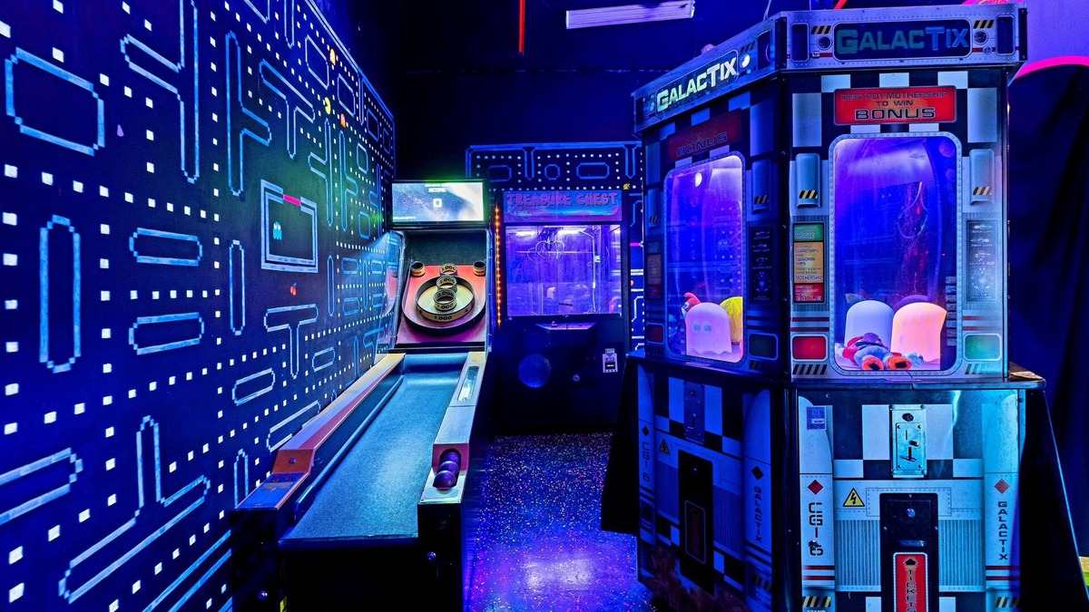 Amarillo House | ⭐️ GAMER HAVEN ⭐️ UNIQUE ARCADE & SELFIE MUSEUM VACATIONHOME 🕹 🤳 PETS🐾 ✅