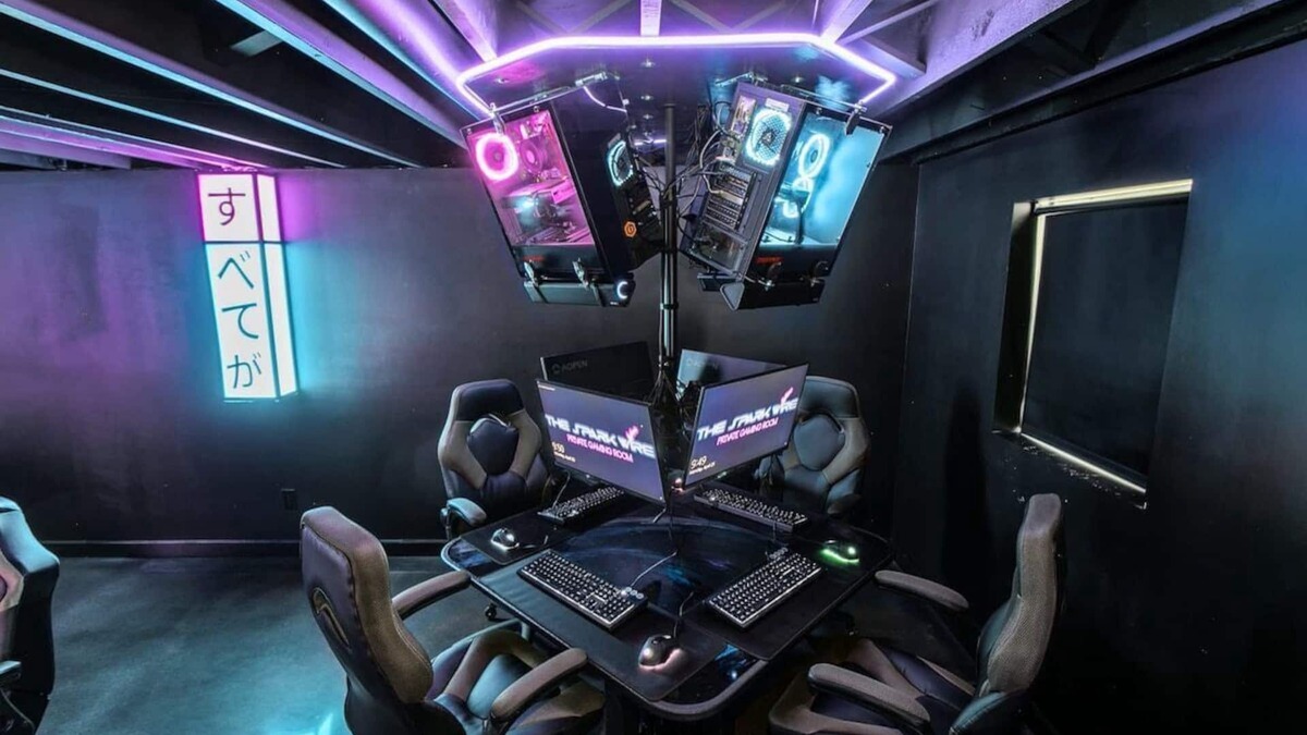 Platte City House | Gaming Suite Groups Sleeps 10 Near Airport