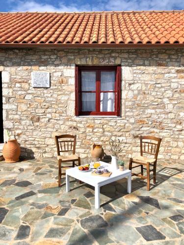 Messini Ski Chalet | Gamvrias chalet