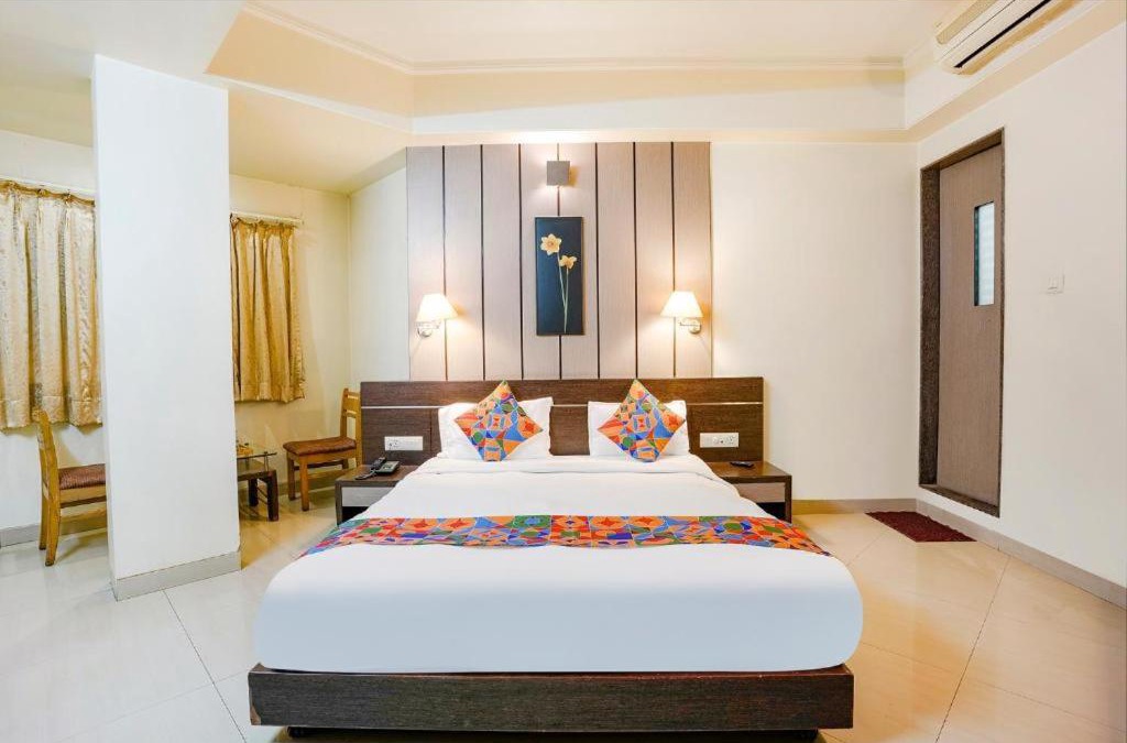 Swargate Hotel | Gandharva Residency Swargate