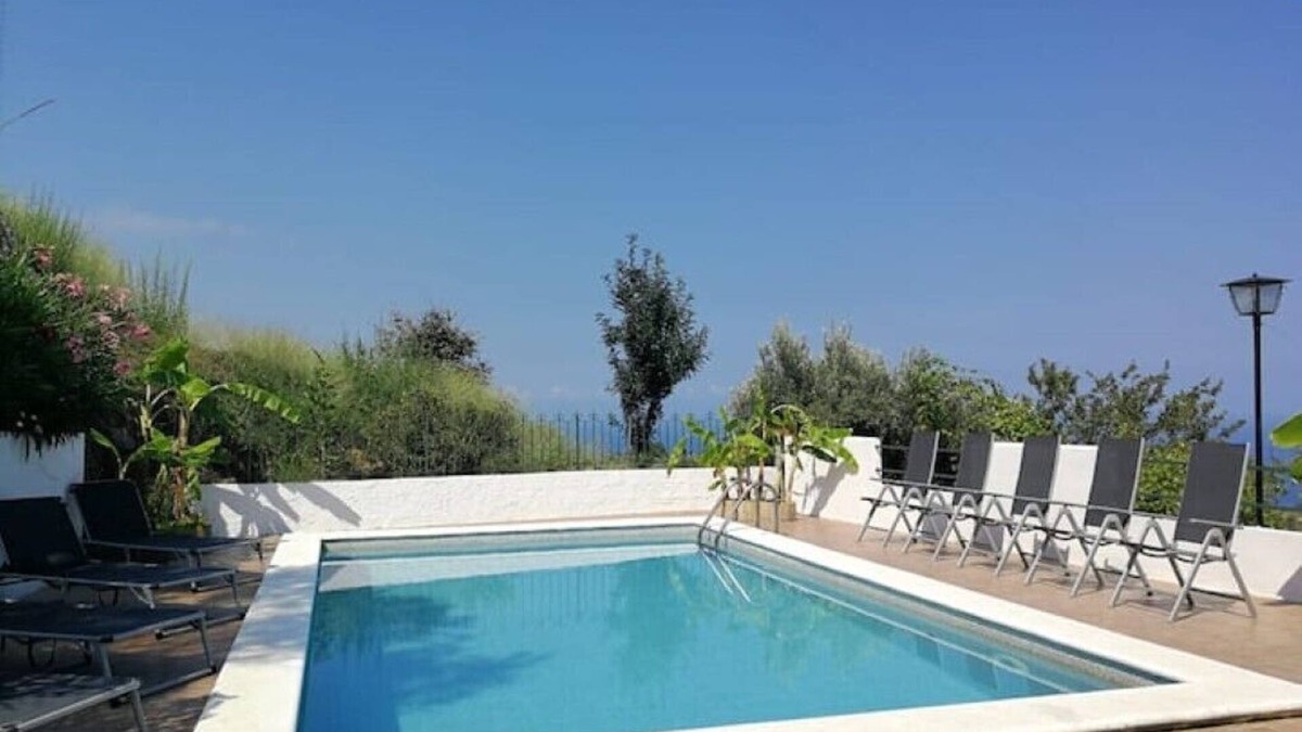 Zambrone Apartment | Ganze Wohnung #2-pool-meerblick-ruhe-nahe Tropea