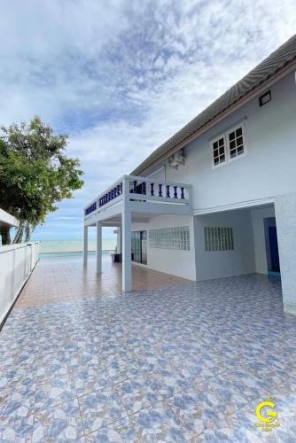 Ban Chang Villa | Gao Bee One Beach Club