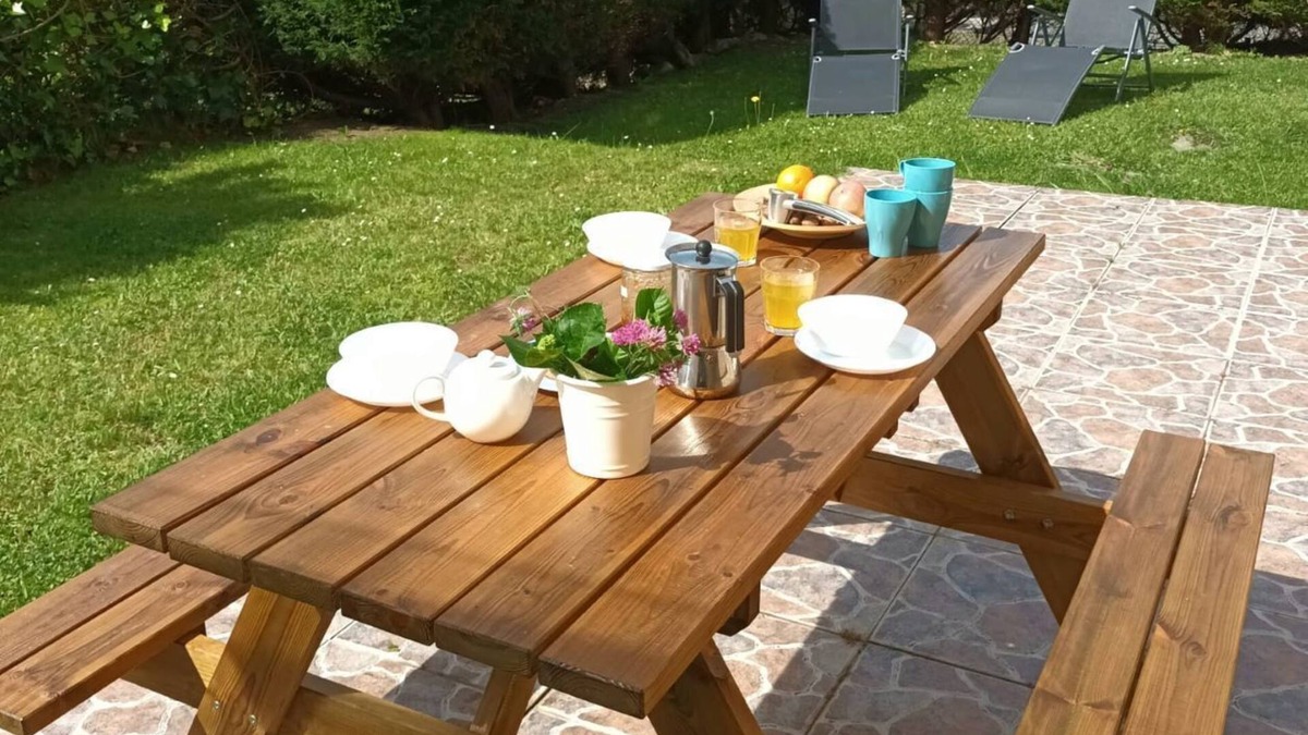 San Vicente de la Barquera Apartment | garden apartment