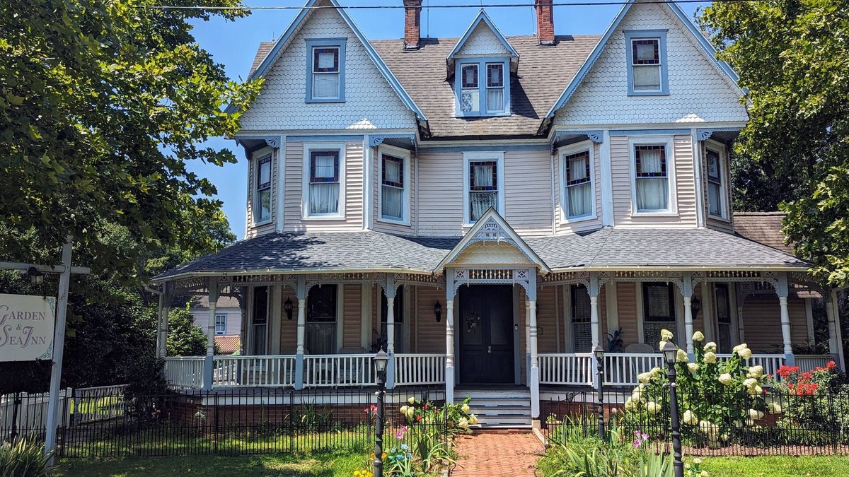 New Church Bed & Breakfast | Garden and Sea Inn