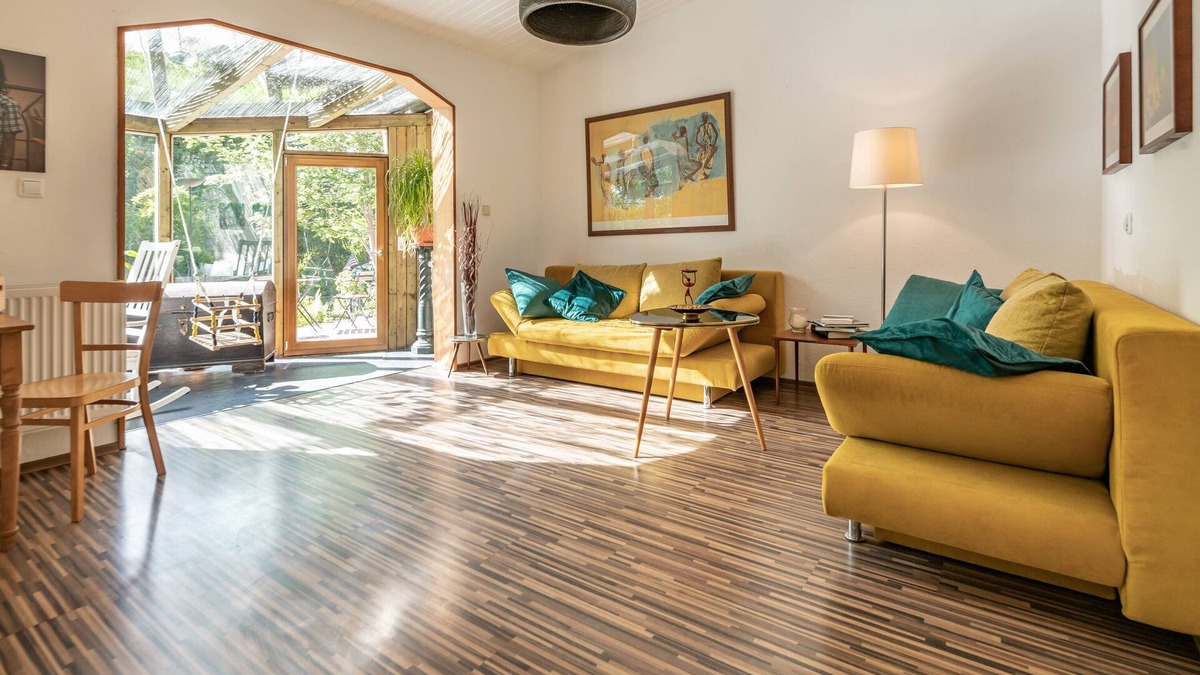 Neuhof Apartment | garden apartment, countryside, conservatory, terrace with pool u. Garden Sauna