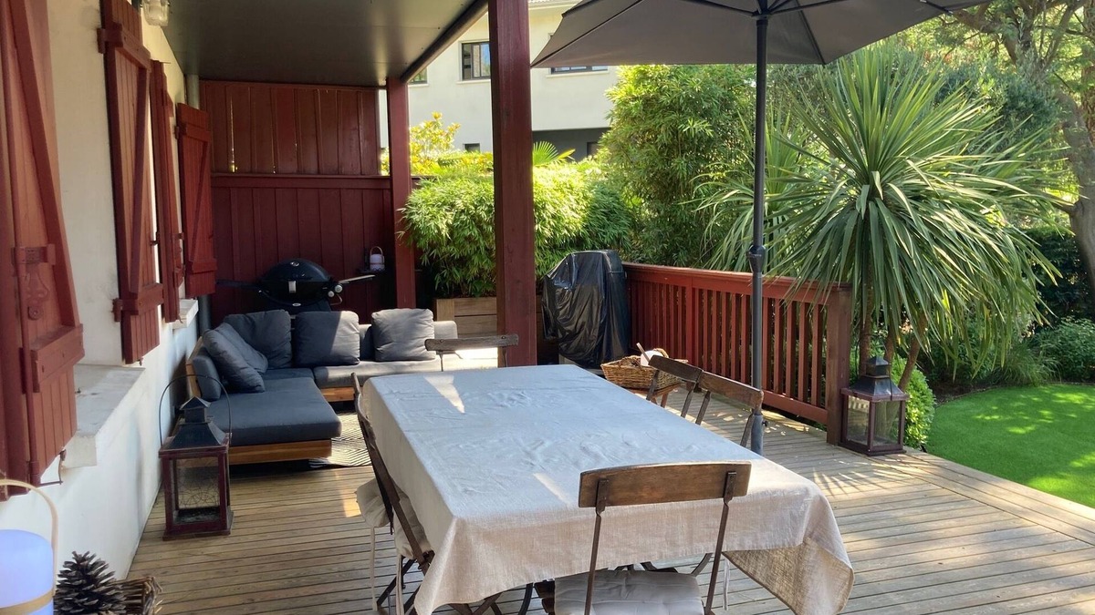 Arcachon Apartment | Garden apartment in Arcachon quiet sheltered pine