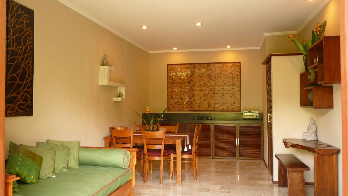 Kedewatan Apartment | Garden Apartment with Shared Swimming Pool