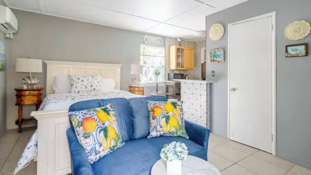 Palm Beach - West Palm Beach House | Garden cottage in a heart of West Palm Beach