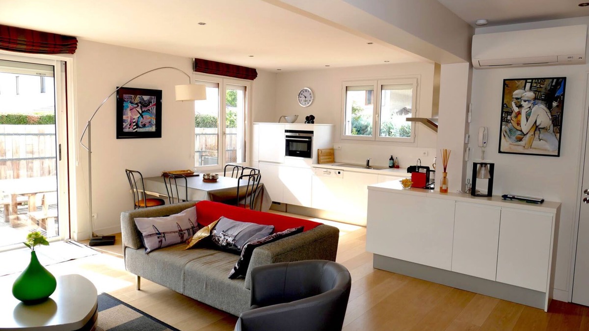 Annecy-le-Vieux Villa | Garden level apartment in a villa in Annecy le Vieux, sleeps 4- 5 persons