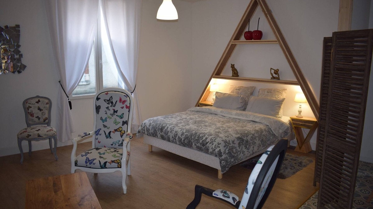 Aubigny-sur-Nere House | Garden level No stairs Direct access