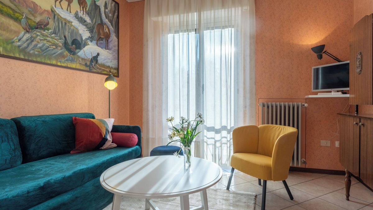 Barzio Apartment | Garden Residence - App. Glicine