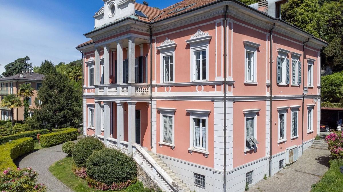 Pallanza Apartment | Gardenia by Interhome