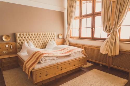 Hall In Tirol Hotel | Gartenhotel Maria Theresia