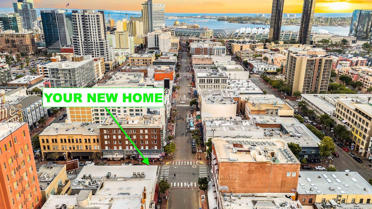 Gaslamp Quarter Apartment | Gaslamp Loft Escape | Sleeps 7 in Style