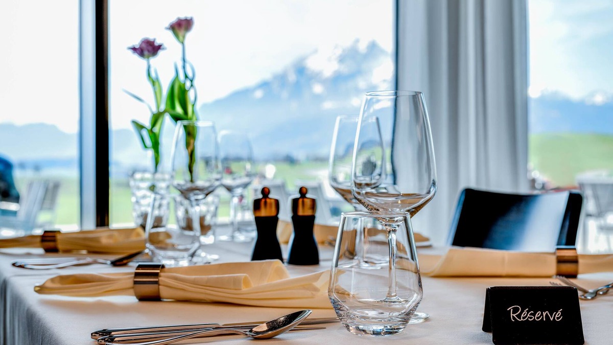 Meggen House | Gasthaus Badhof