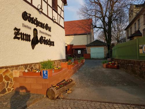 Altenhain House | Gasthaus & Pension Zum Göschen
