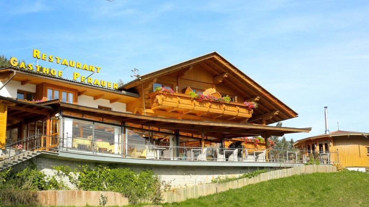 Lieserbruecke Bed & Breakfast | Gasthof-pension Perauer - Doppelzimmer mit Balkon und Seeblick