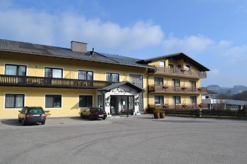 Ardagger Markt Hotel | Gasthof s'Schatzkastl