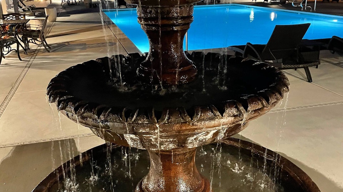 Copperopolis Hotel | Gateway Hotel, Trademark Collection by Wyndham