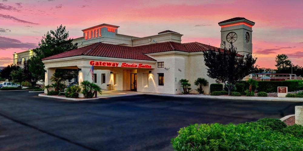 Sierra Vista Hotel | Gateway Studio Suites