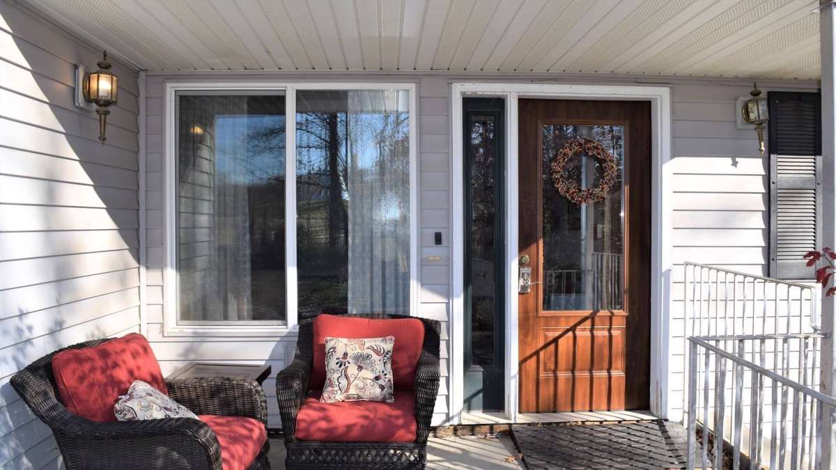 Walker House | Gather here! 10 Bedrooms, ALL with private half baths!