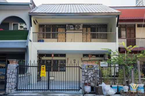 Taman P Ramlee Apartment | Gather & Stay 5BR Cozy Home near Setapak & Wangsa Maju