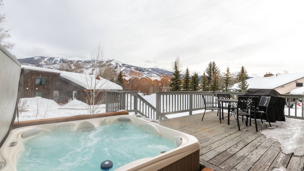 Steamboat Springs House | Gather the Whole Crew at Grand Generations Lodge – 7BR Mountain Retreat!