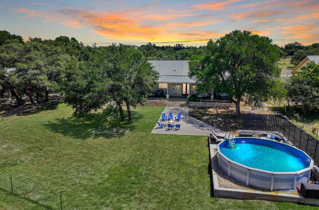 Hays County House | Gatlin Getaway