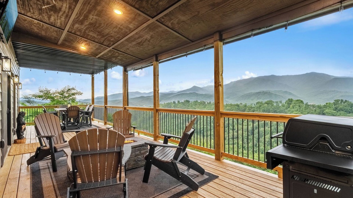 Chalet Village North Cabin | Gatlinburg Gem: Brand New 3 Bed/3 Bath Cabin with Incredible Mountain Views!