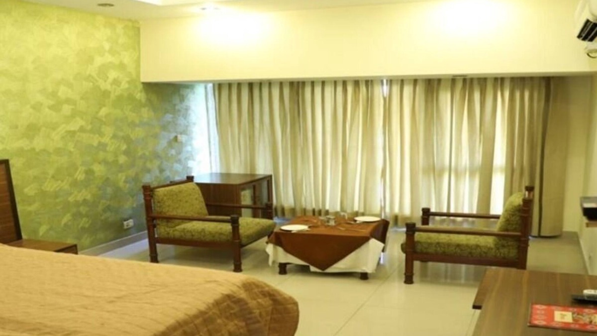 Bahadurgarh Hotel | Gauriyya Tourist Resort