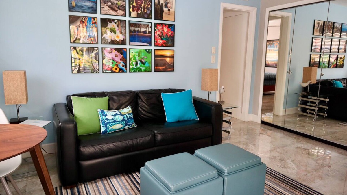 South Middle River House | Gay Men’s Private Pool Home, Pool View Apt. Walk To Wilton Manors.