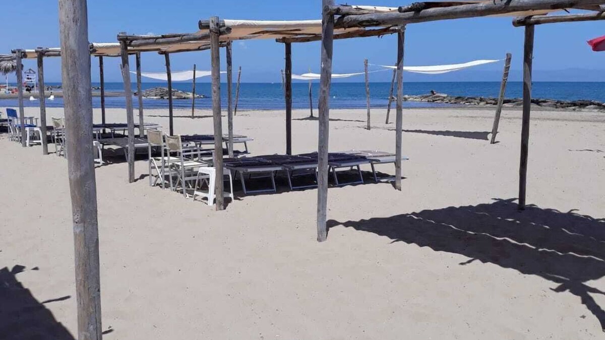 Margherita di Savoia House | Gazebo Rooms
