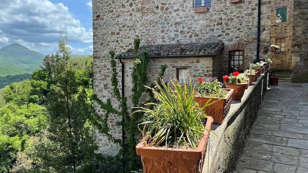 Castelnuovo di Val di Cecina House | Gemütliches Haus im Historischen Ortskern mit Garten und Panoramablick