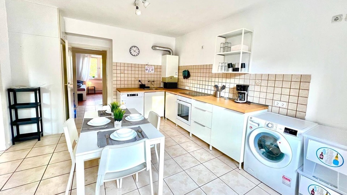 Gelsenkirchen-Mitte Apartment | Ge08 - Ferienwohnung in Gelsenkirchen, 65 qm, 2 Zimmer, Max. 4 Personen