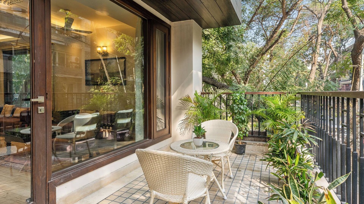 Malviya Nagar Hotel | Geet of Akama Stays