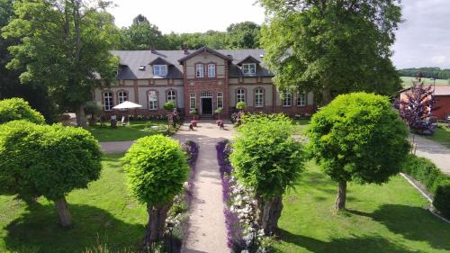 Guelzow Apartment | Gemütliche Ferienwohnung im Gutshaus Groß Upahl