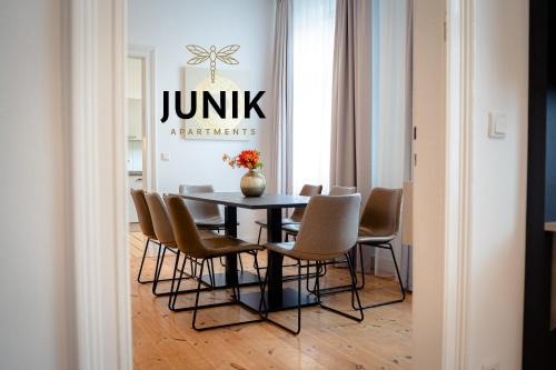 Neudorf-Nord Apartment | Gemütliche Wohnung by Junik Apartments