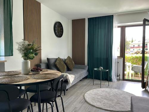 Mehlmeisel Apartment | Gemütliches 2-Zimmer-Apartment im Fichtelgebirge - nahe der Skipiste mit Terrasse & Free Parking