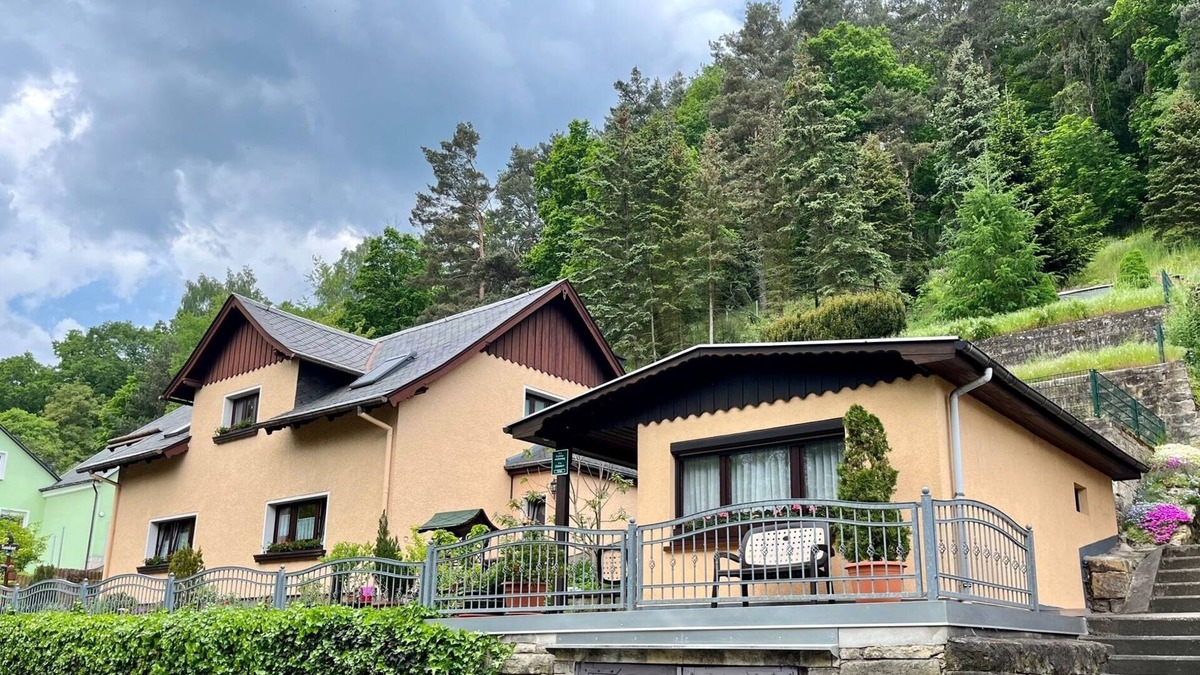 Prossen House | Gemütliches Ferienhaus Direkt am Fuße des Lilienstein in Bad Schandau