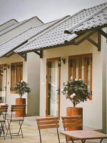 Ngoi Tu Apartment | Gem Market Homestay