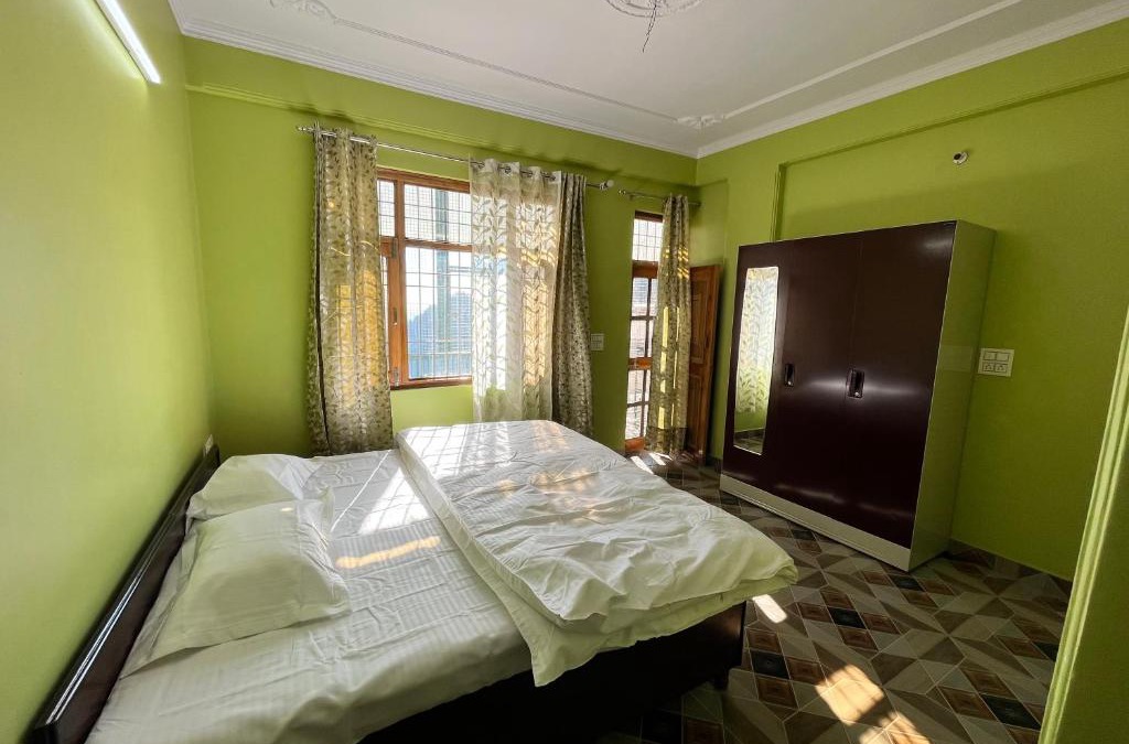 Sanjauli Apartment | Gem of Shimla