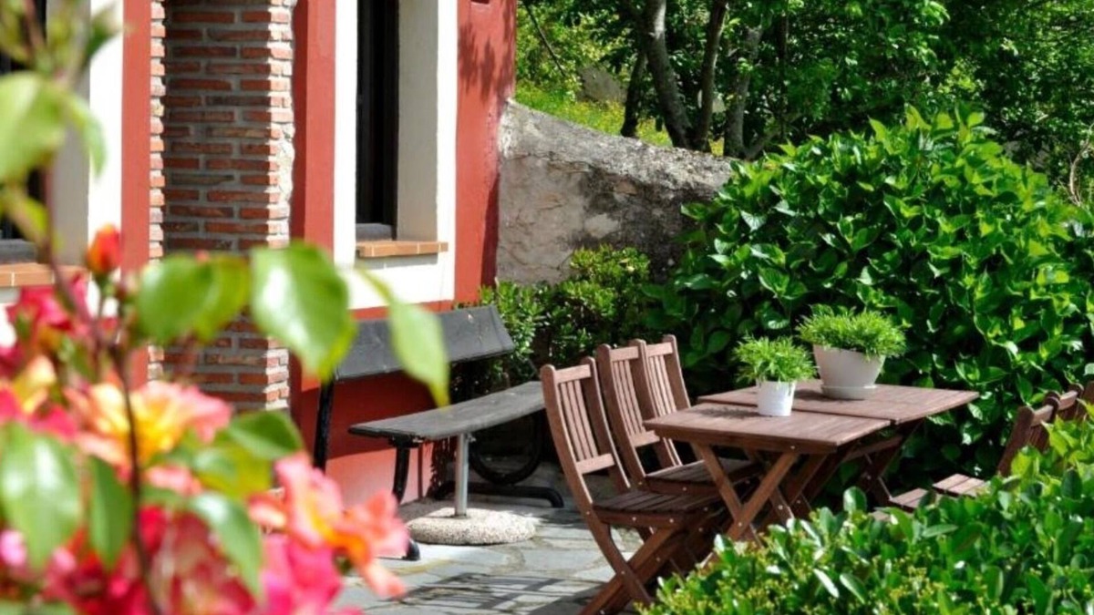 Tresgrandas Cottage | GENEROUS HOUSE DESCR.