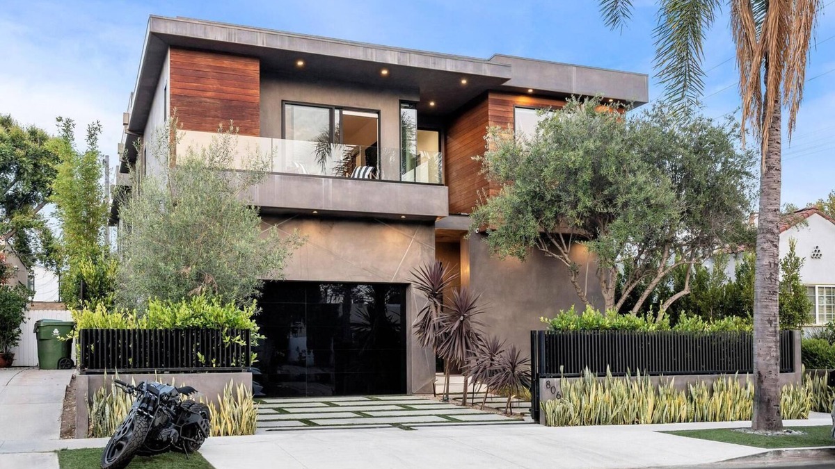Melrose Villa | Genesee Modern - Luxe Los Angeles Home | West Hollywood | Pool+Spa