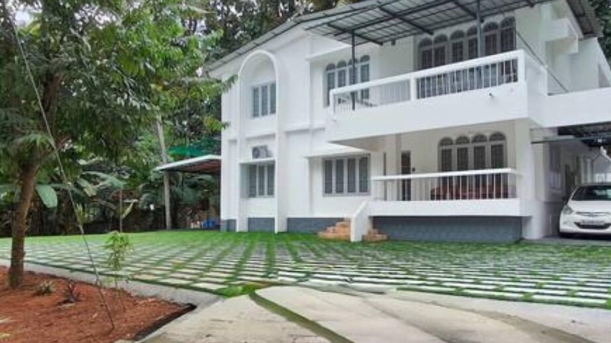 Kottayam House | Genesis Spaces Upper AC 2 guests